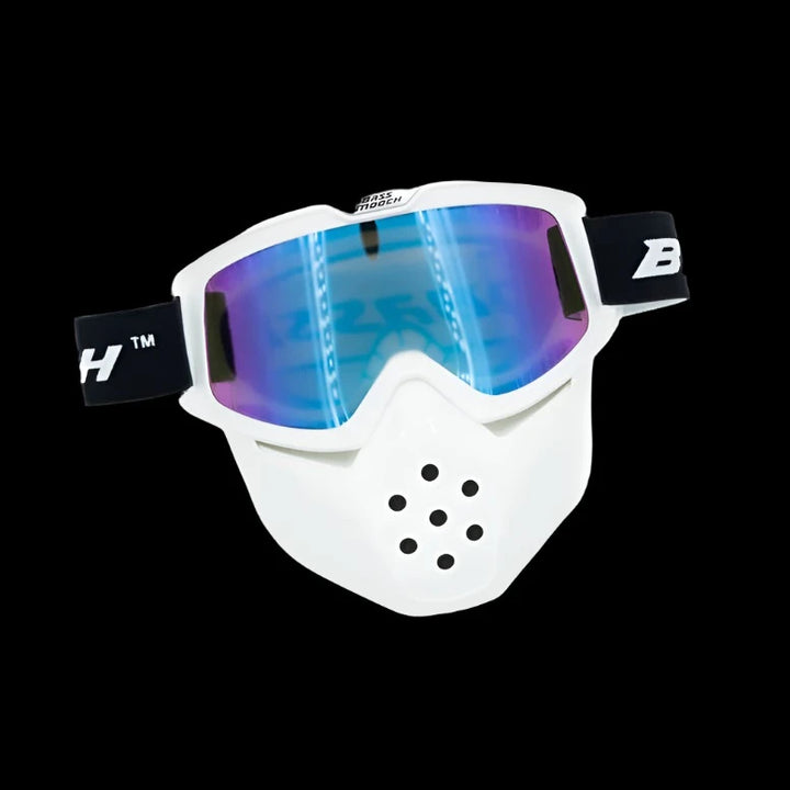 BluredMask-1_68ffdde5-14b7-